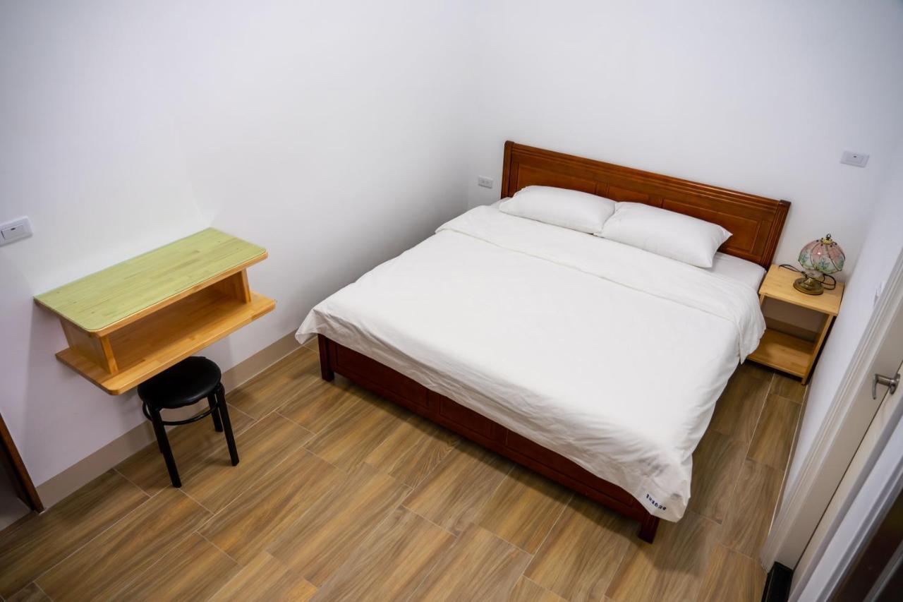 Golden Station Homestay T'ai-tung Extérieur photo